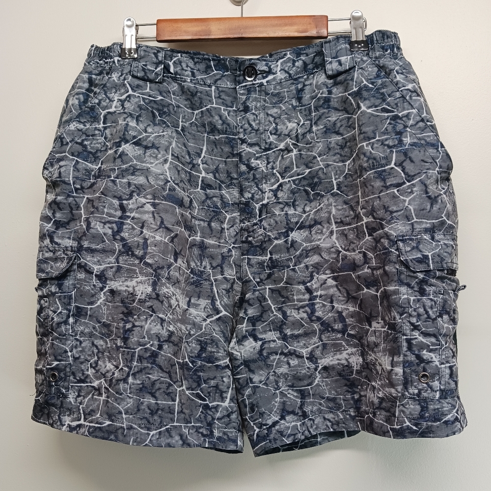 Reel Legends Hybrid Cargo Shorts Men Size L Gray Blue Rock Pebble Pattern